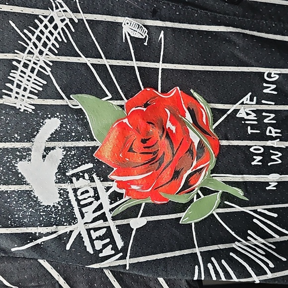 Southpole GOAT Black and White Pinstripe Graphic Button-Up Jersey XL - Picture 2 of 7